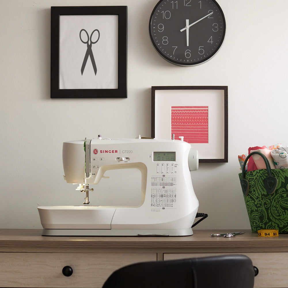SINGER® C7220 Sewing Machine with Extension Table