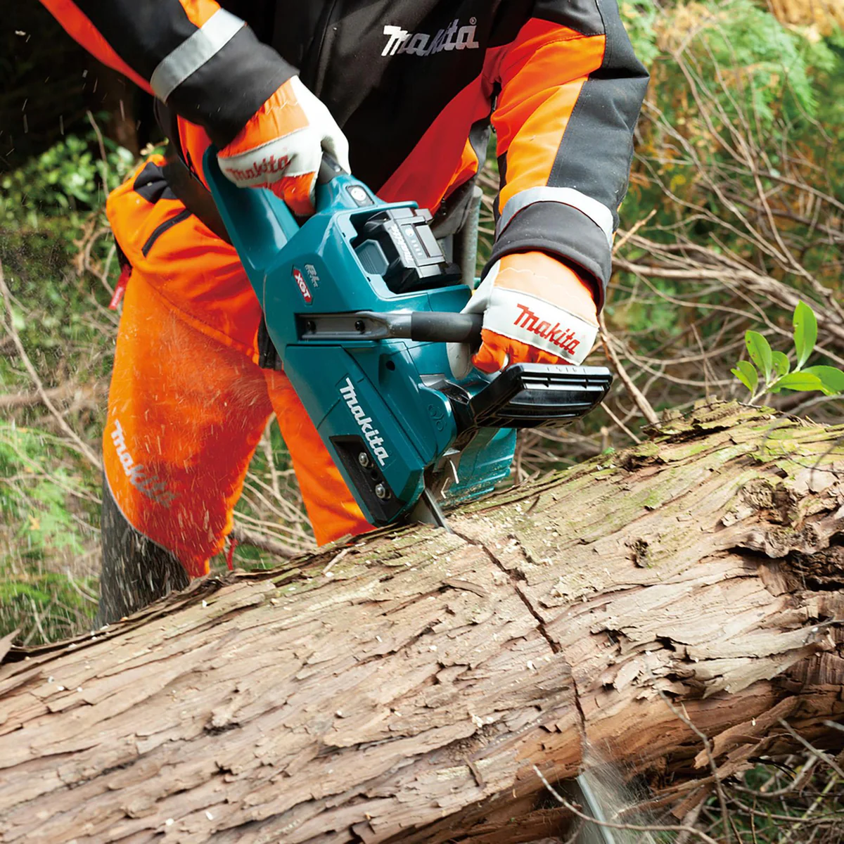 Makita Chainsaw Kit Heavy Duty 35cm 14